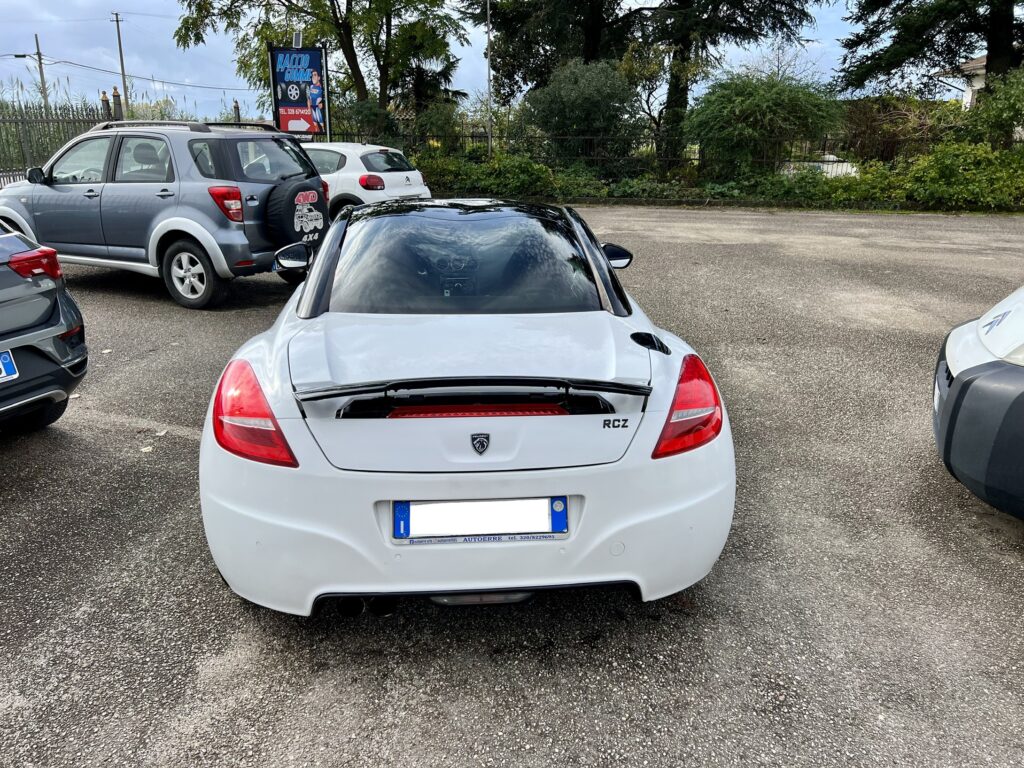 Peugeot RCZ