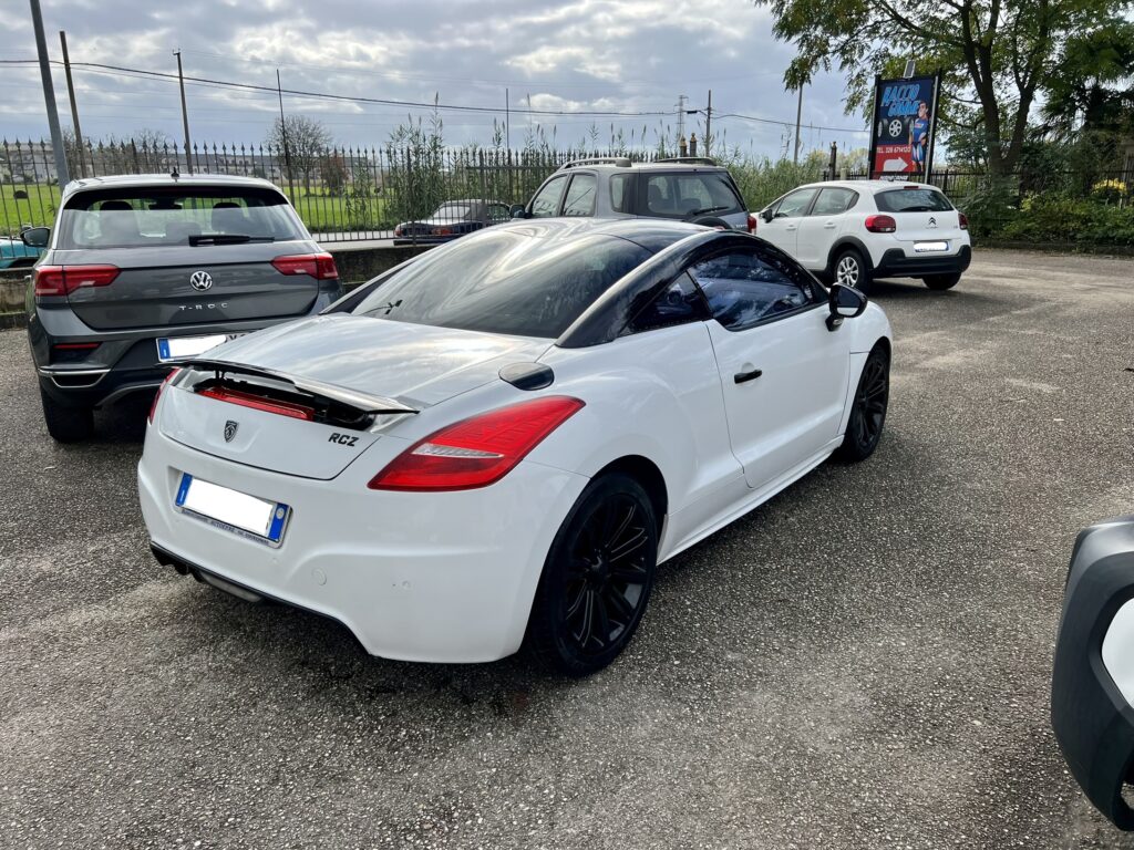 Peugeot RCZ