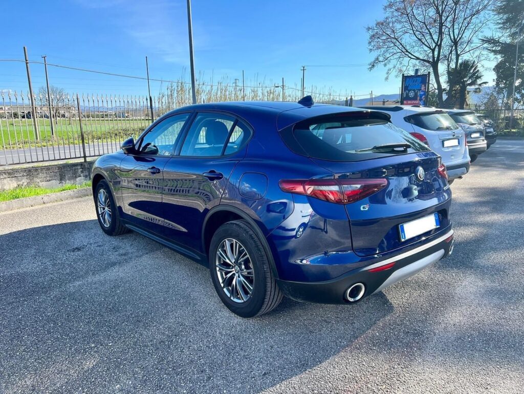 Alfa Romeo Stelvio Q4