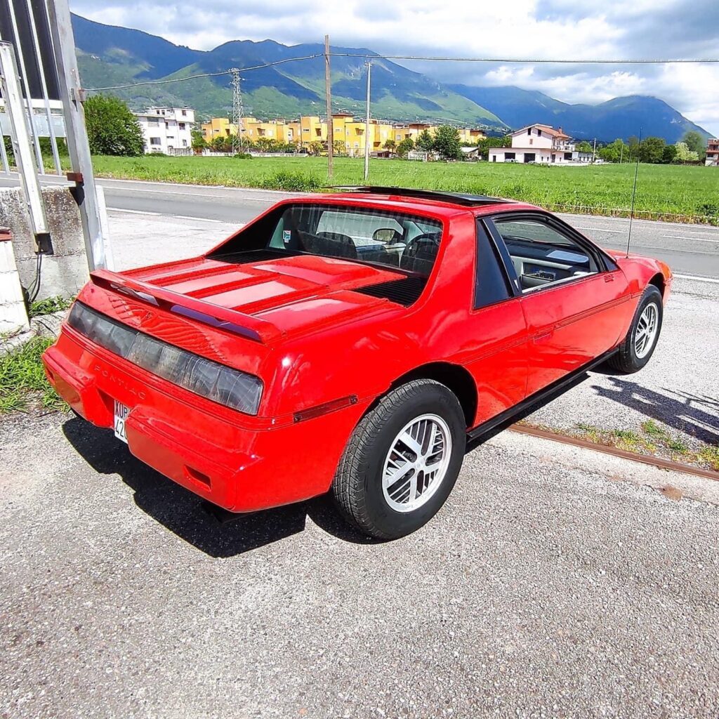 Pontiac Fiero