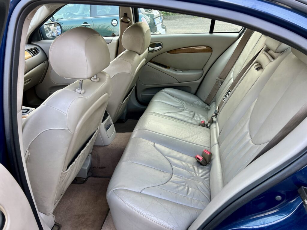 Jaguar S-Type